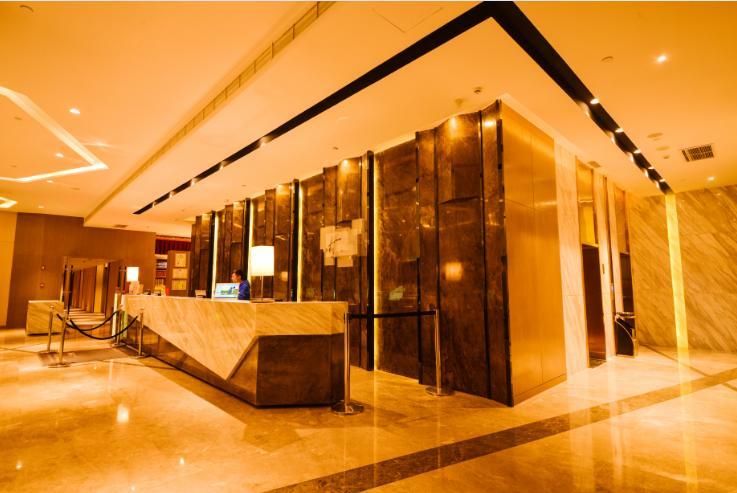 Holiday Inn Express Lhasa Potala Palace, An Ihg Hotel Exterior photo